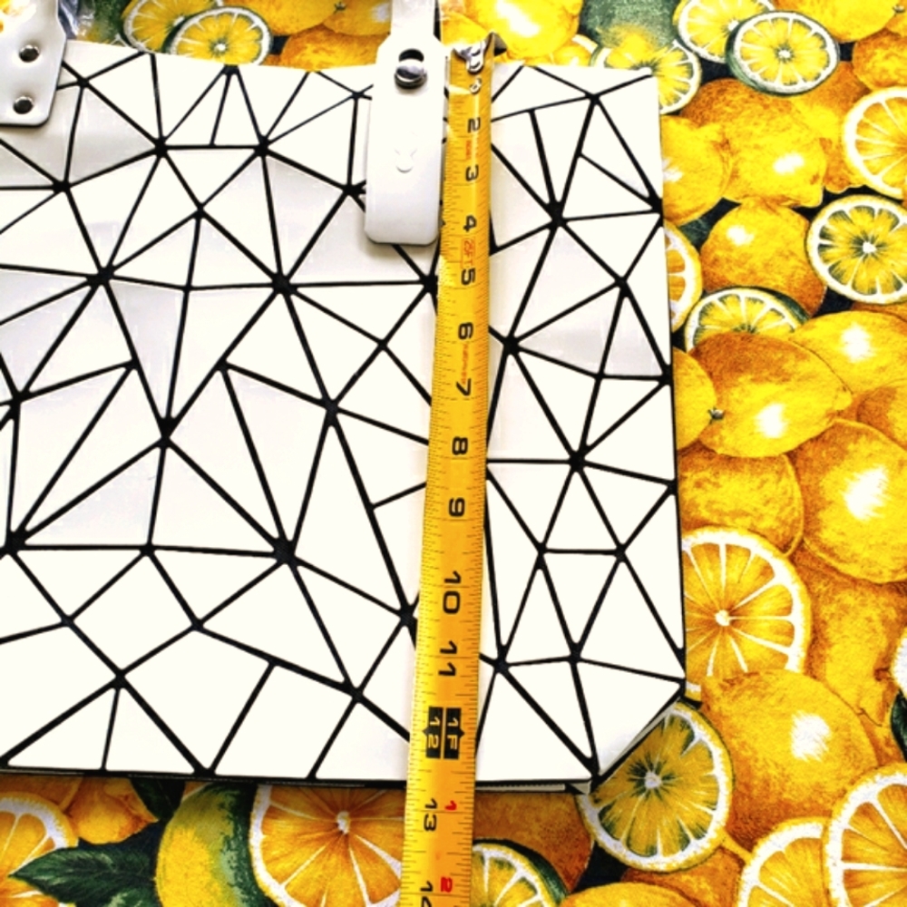 Geometric bag - Picture 2 of 6
